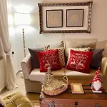 Casa Delicosta- 2 Flat With Garden, 15 Min From