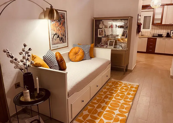 Casa Delicosta- 2 Flat With Garden, 15 Min From * Tríkala